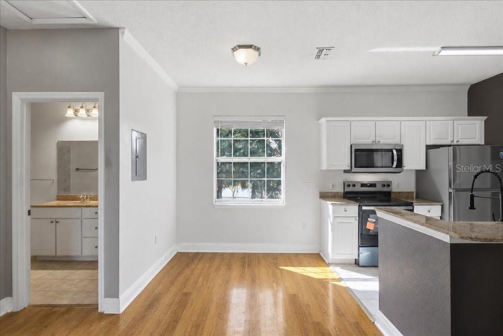 341 SOUTHERN PECAN CIRCLE 202