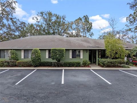 A home in EUSTIS