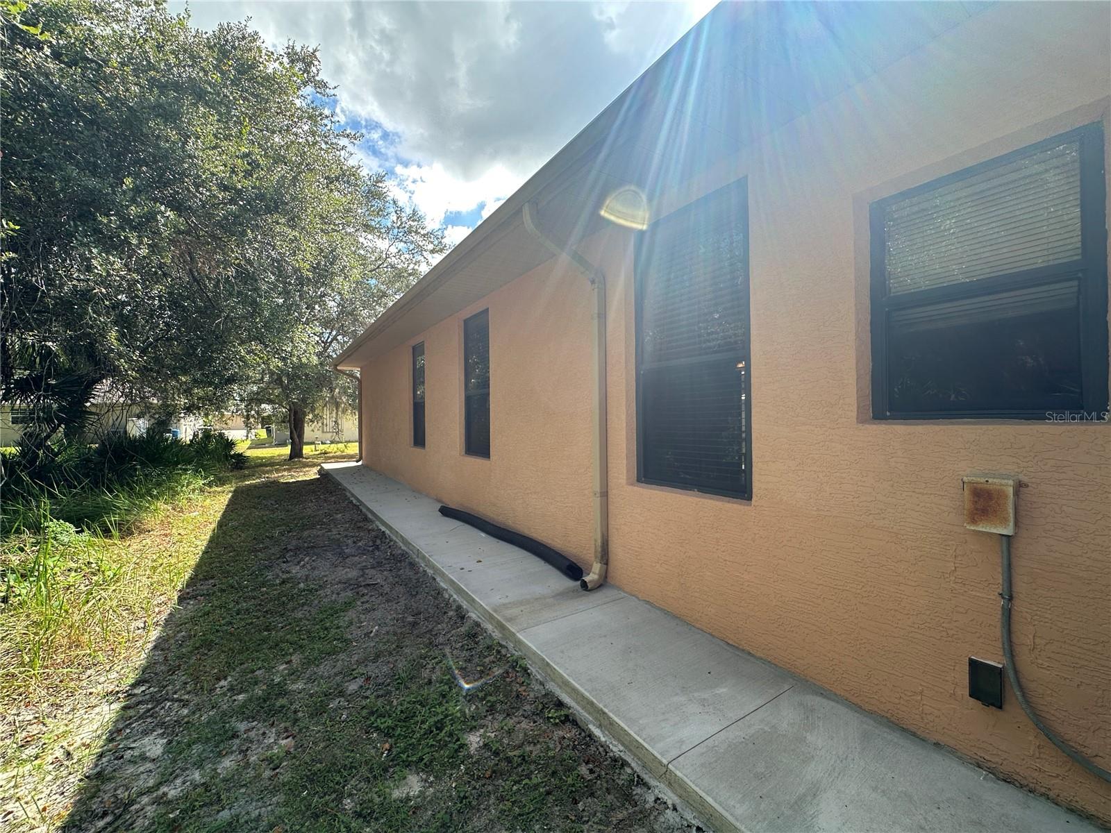 PORT CHARLOTTE SUB 19 - Residential Lease