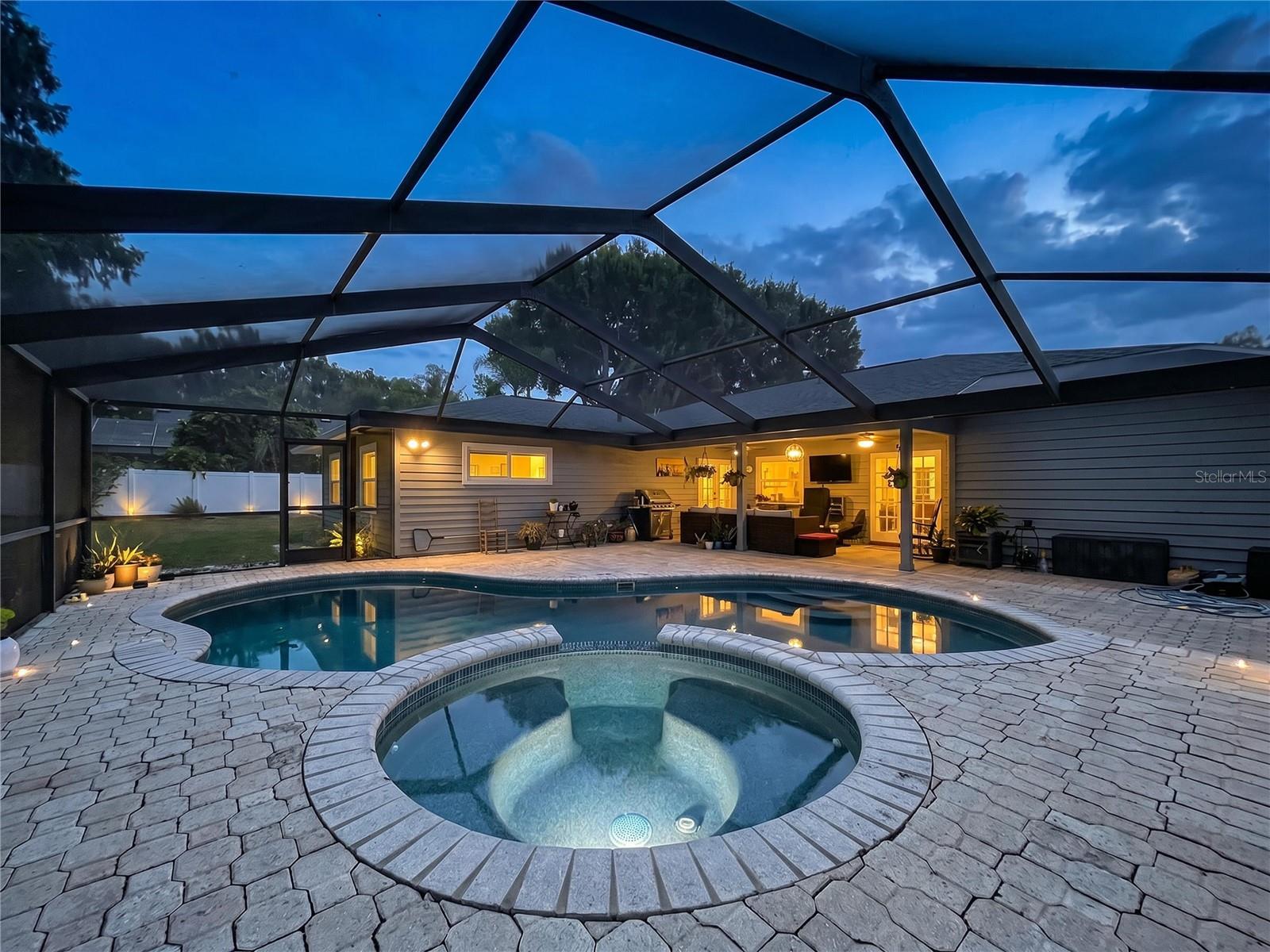 2210 ARBOR OAKS DRIVE