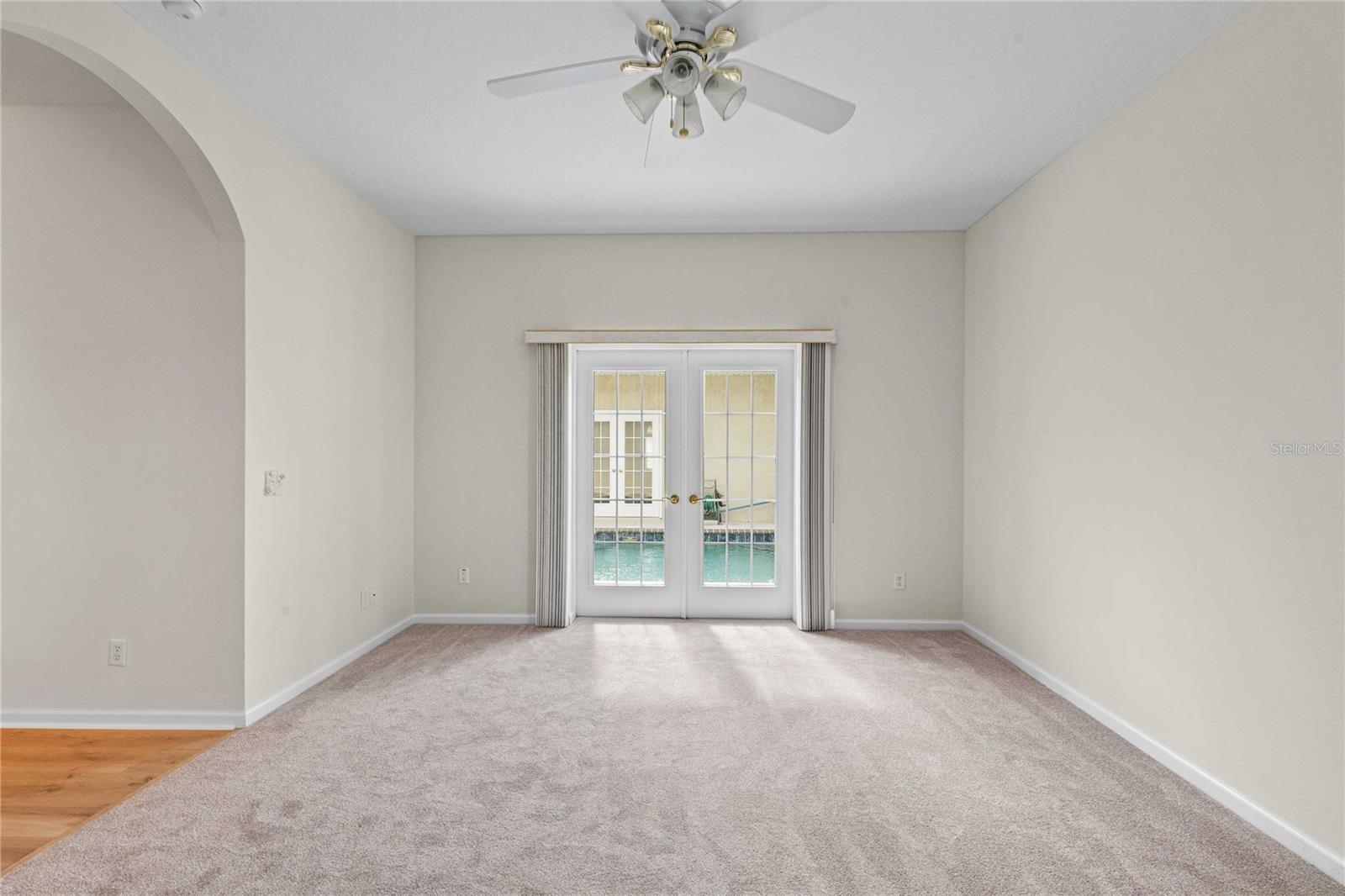 OCALA PALMS UN 09 - Residential