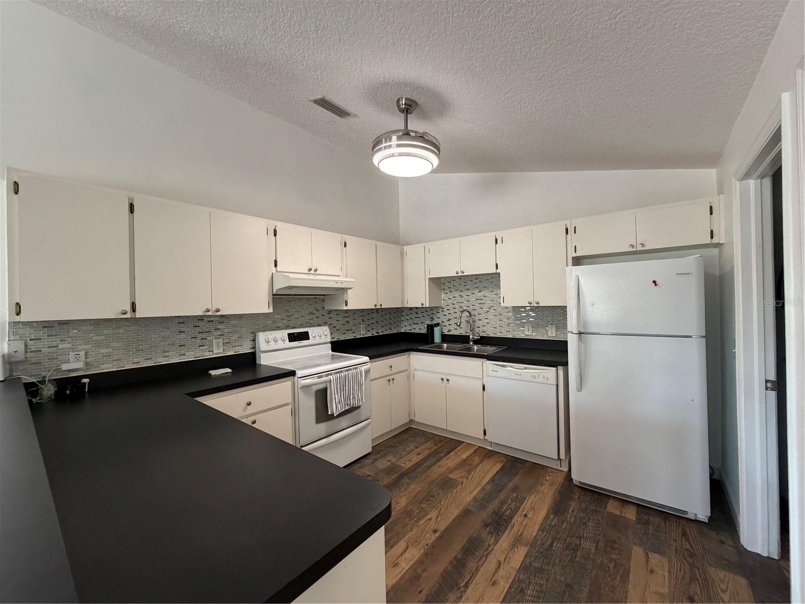 FISHERS SUB - Residential Lease