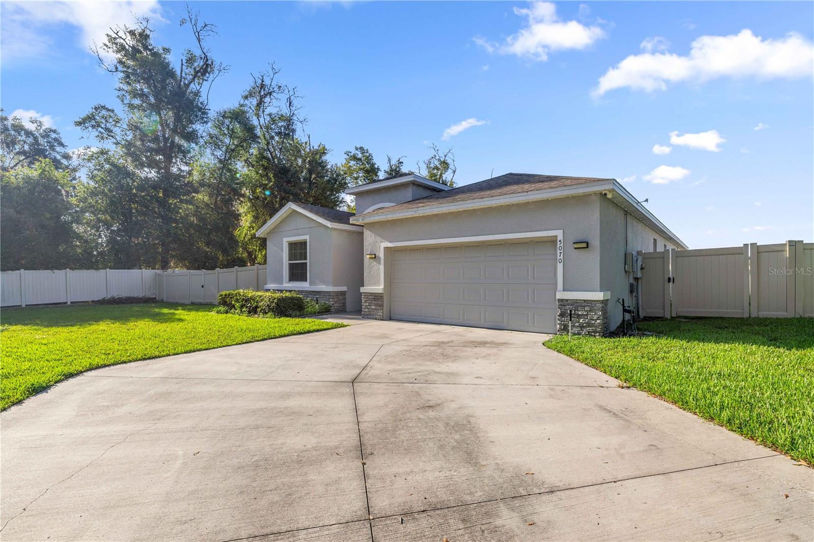 5070 NE 20TH STREET
