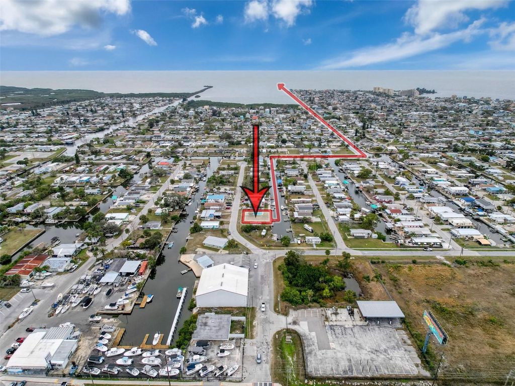 Photo of 6831 Puffin Lane, Hudson, FL 34667 (MLS # W7872574)
