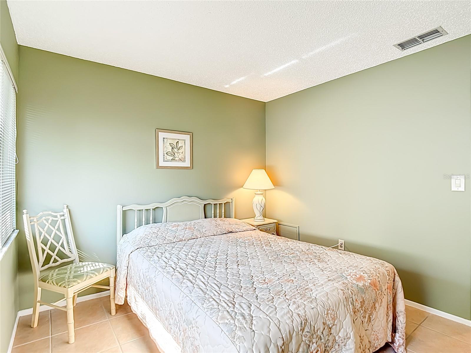 BEACON WOODS WEDGEWOOD CONDO - Residential