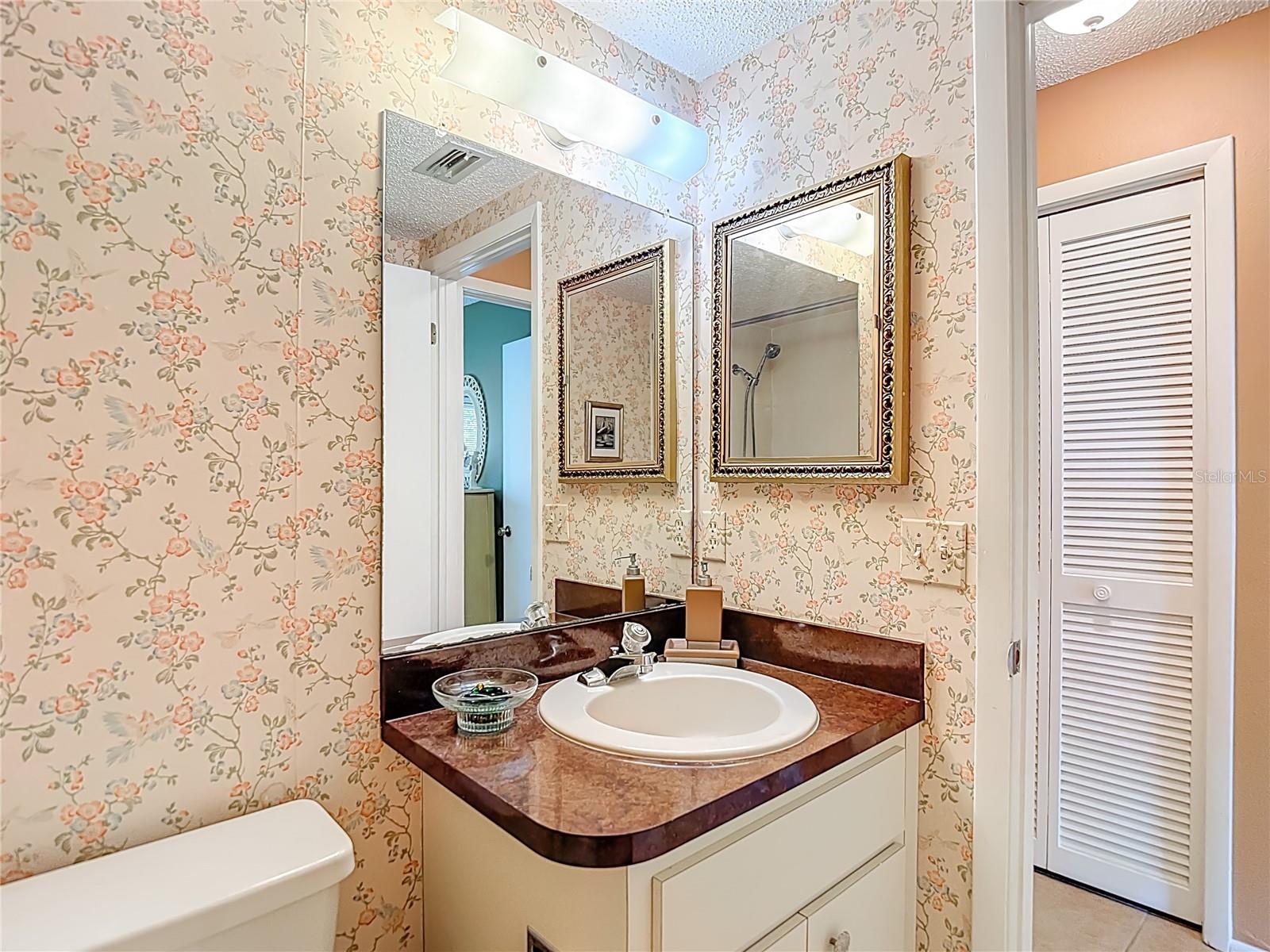 BEACON WOODS WEDGEWOOD CONDO - Residential