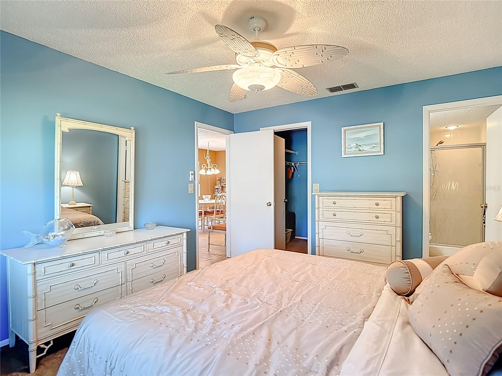 BEACON WOODS WEDGEWOOD CONDO - Residential