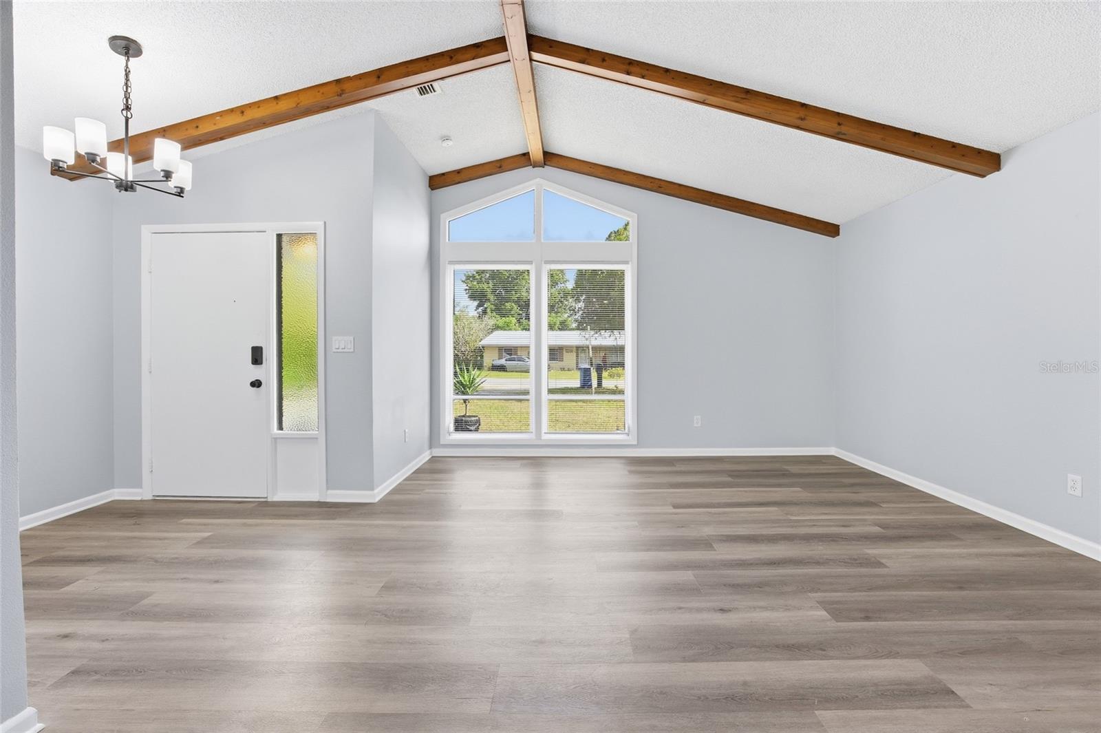 SILVER SPGS SHORES UN 02 - Residential