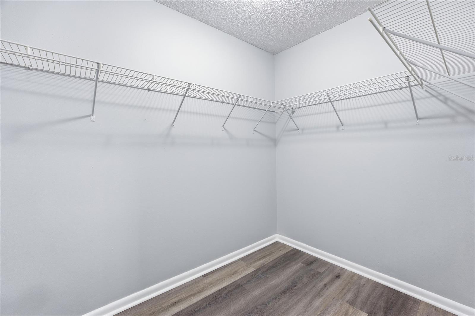 SILVER SPGS SHORES UN 02 - Residential