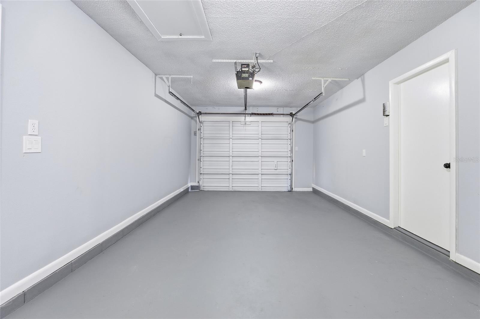 SILVER SPGS SHORES UN 02 - Residential