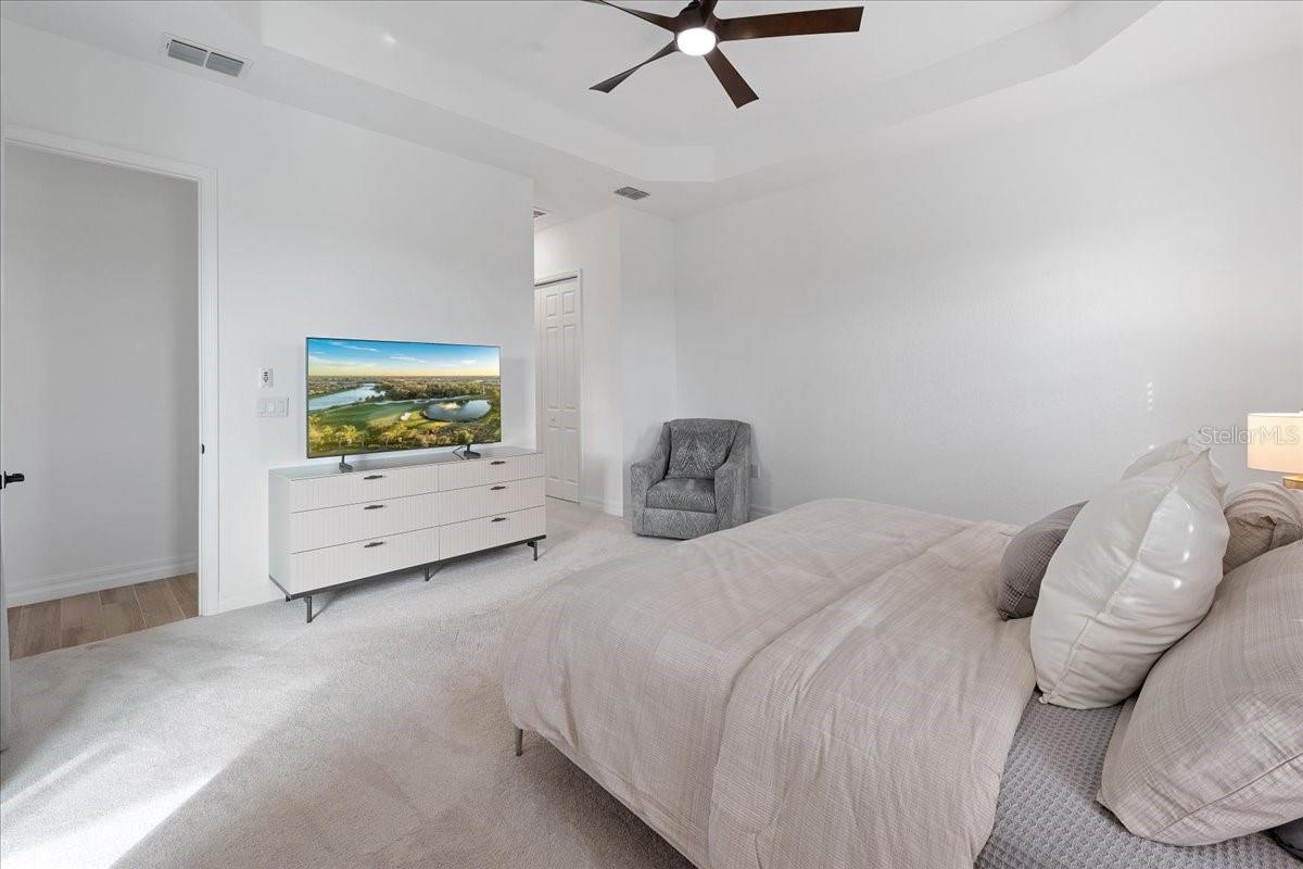 LAKEWOOD NATIONAL GOLF CULB PH II - Residential