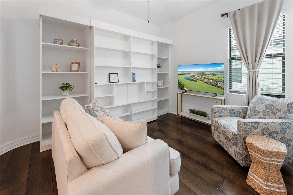 LAKEWOOD NATIONAL GOLF CULB PH II - Residential