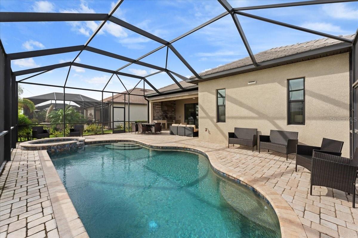 LAKEWOOD NATIONAL GOLF CULB PH II - Residential