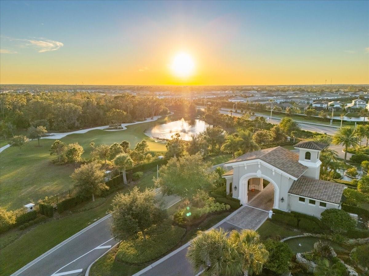 LAKEWOOD NATIONAL GOLF CULB PH II - Residential