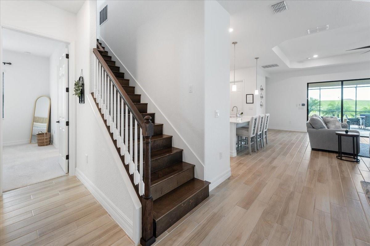 LAKEWOOD NATIONAL GOLF CULB PH II - Residential