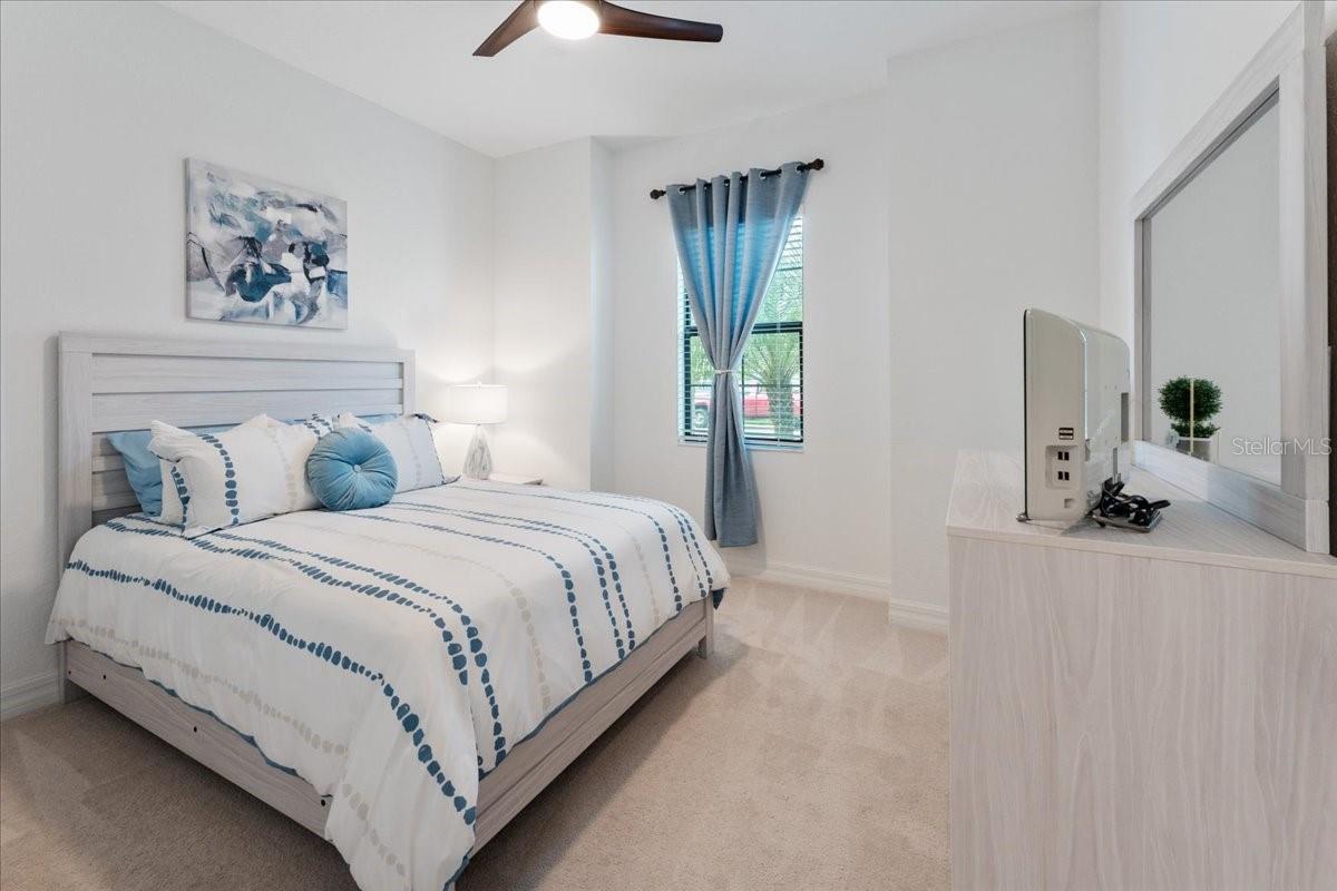 LAKEWOOD NATIONAL GOLF CULB PH II - Residential