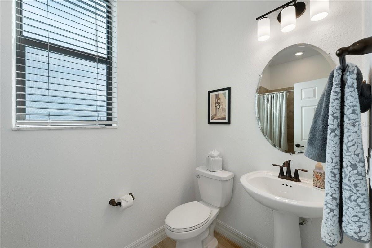 LAKEWOOD NATIONAL GOLF CULB PH II - Residential