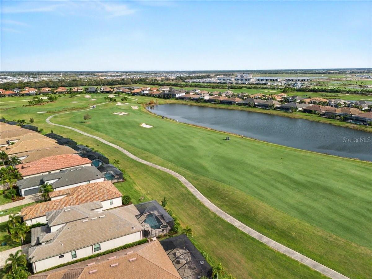 LAKEWOOD NATIONAL GOLF CULB PH II - Residential