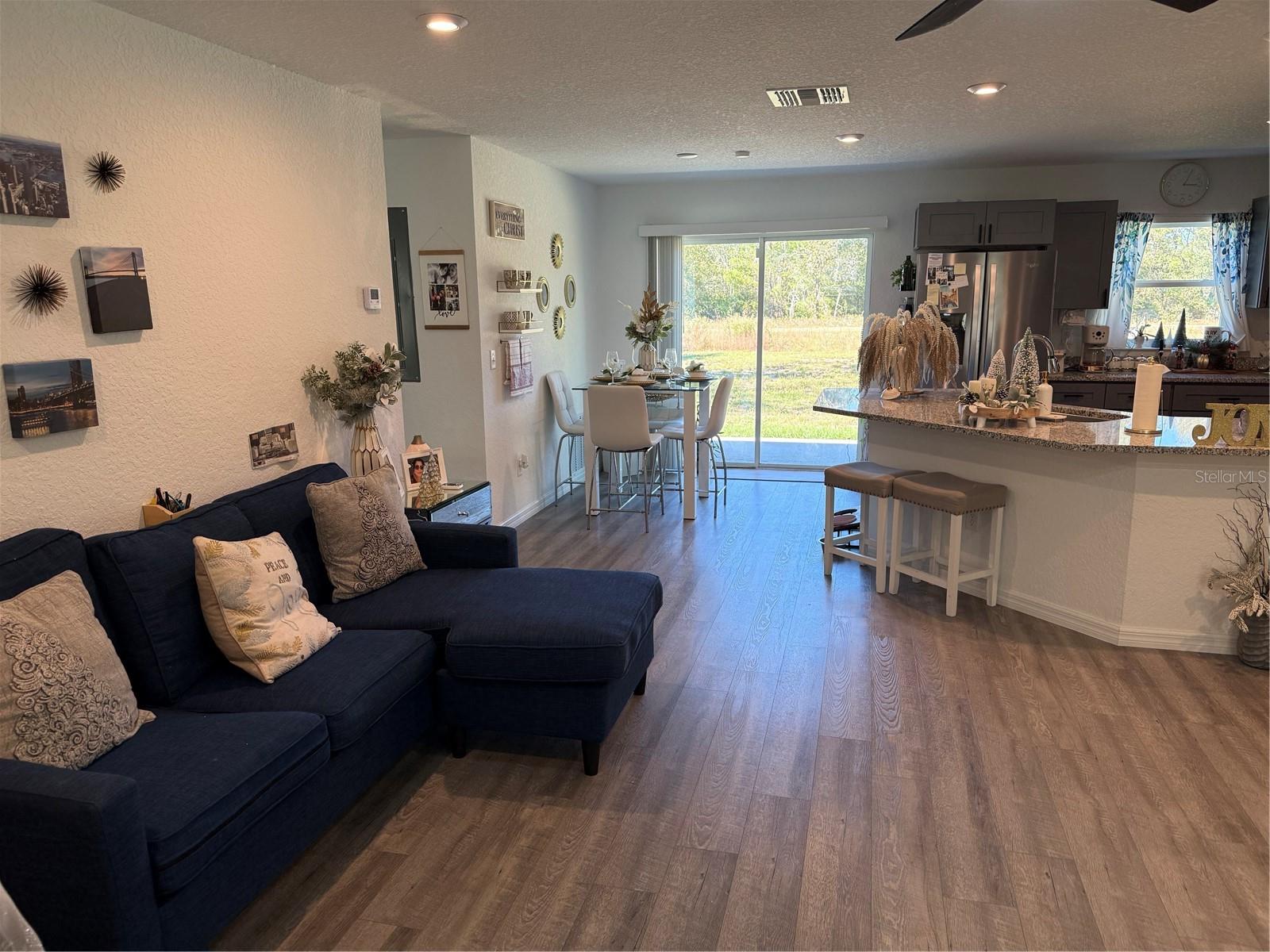 SILVER SPGS SHORES UN 37 - Residential