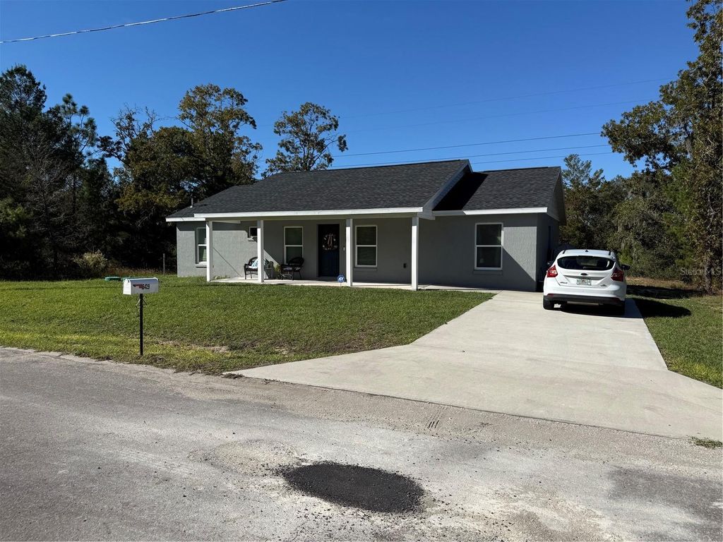 Photo of 16429 SE 115th Place Road, Ocklawaha, FL 32179 (MLS # TB8448528)