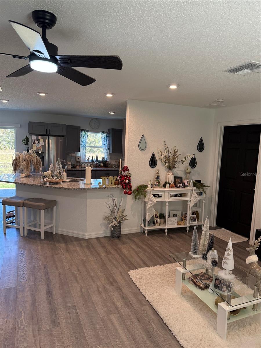 SILVER SPGS SHORES UN 37 - Residential