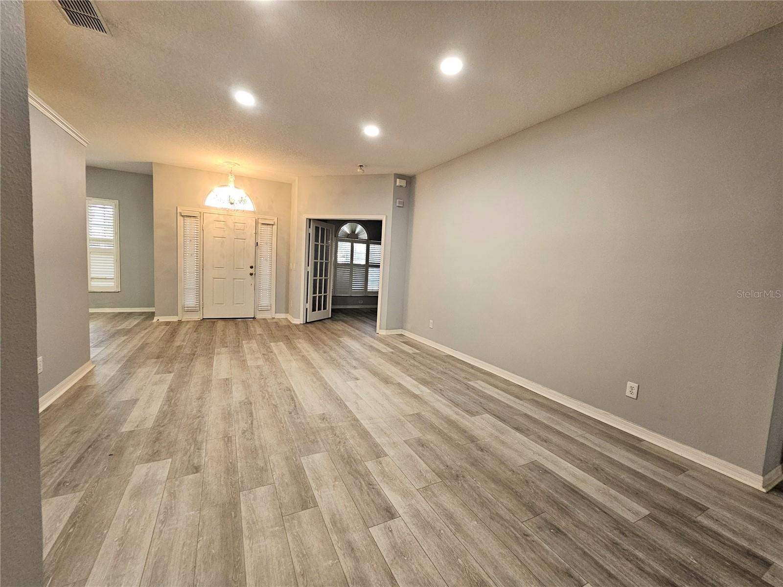 HIGHLANDER ESTATES - Residential Lease