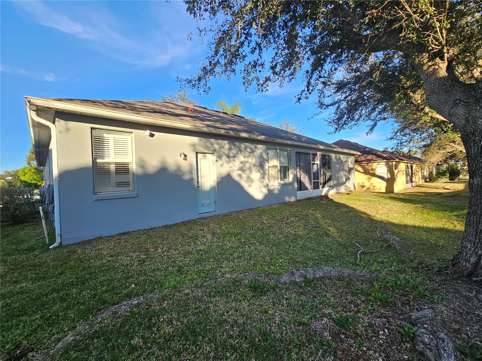 HIGHLANDER ESTATES - Residential Lease