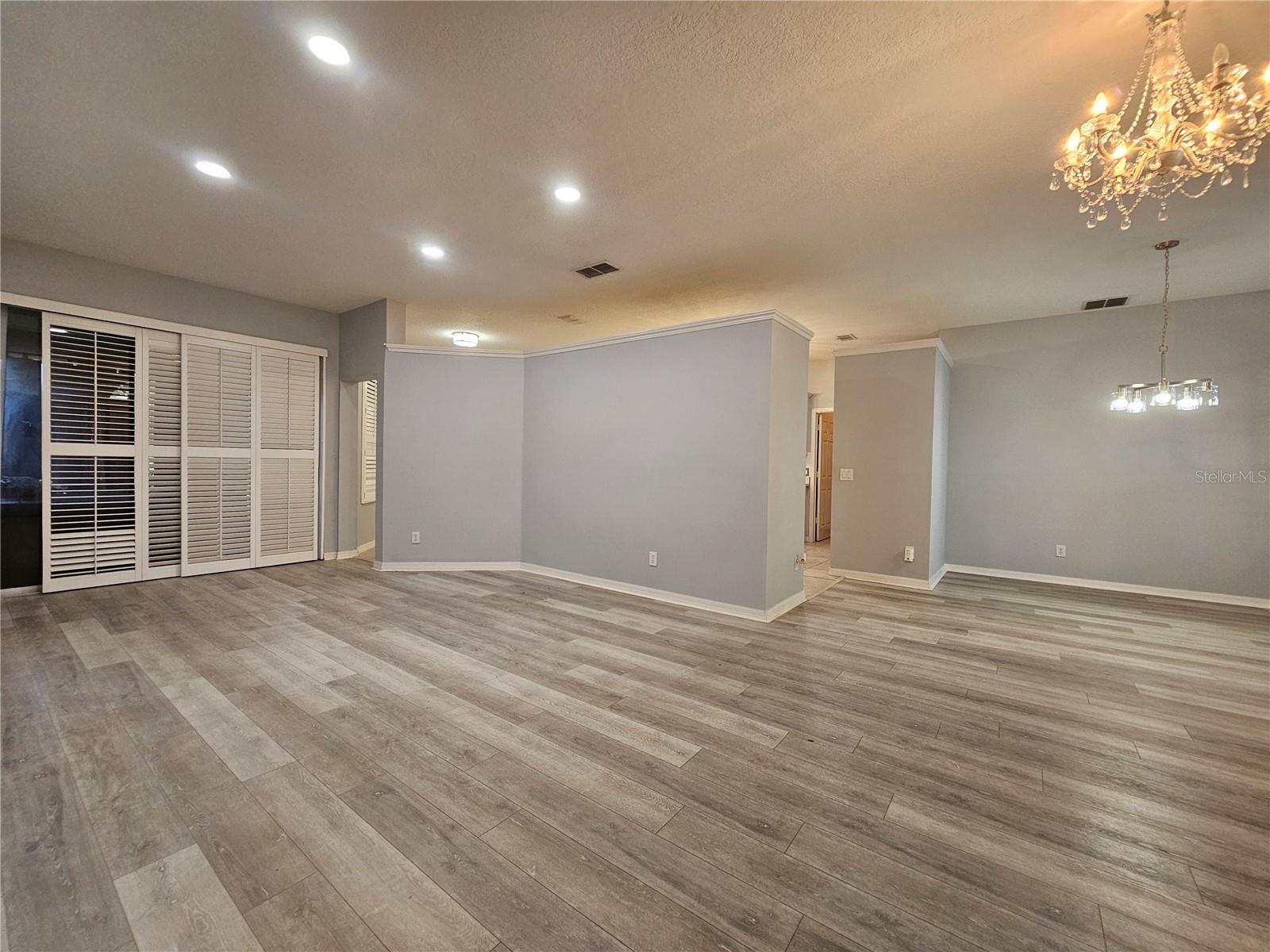 HIGHLANDER ESTATES - Residential Lease