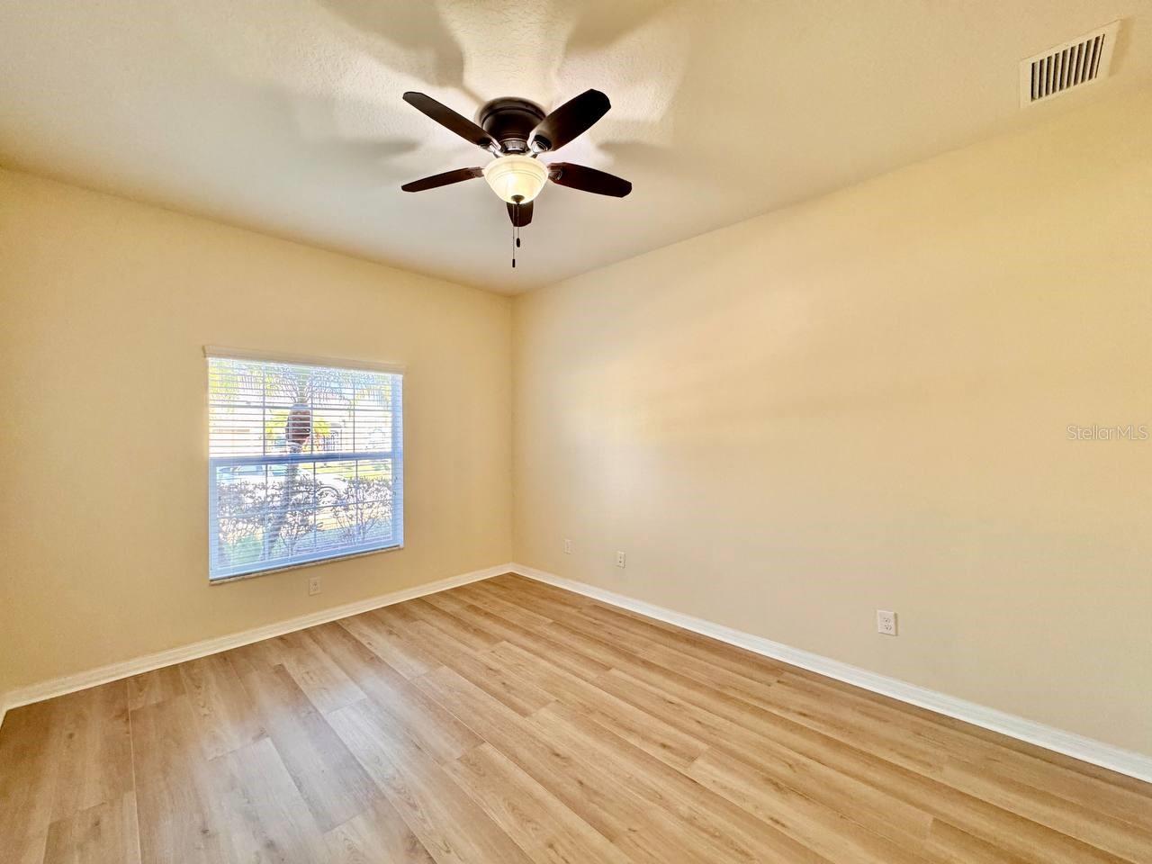 BAHIA LAKES PH 4 - Residential Lease