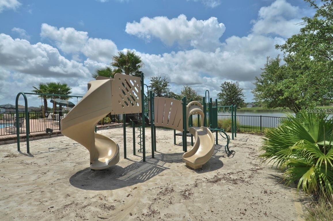 BAHIA LAKES PH 4 - Residential Lease