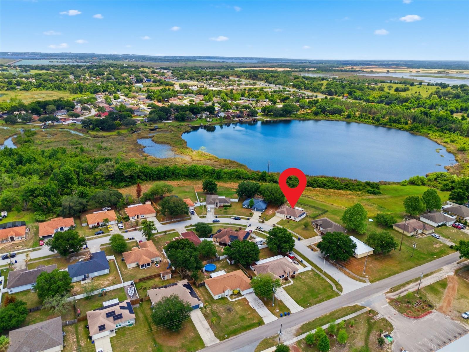 VILLAGE ESTATES LT 01 ORB 2125 P - Residential