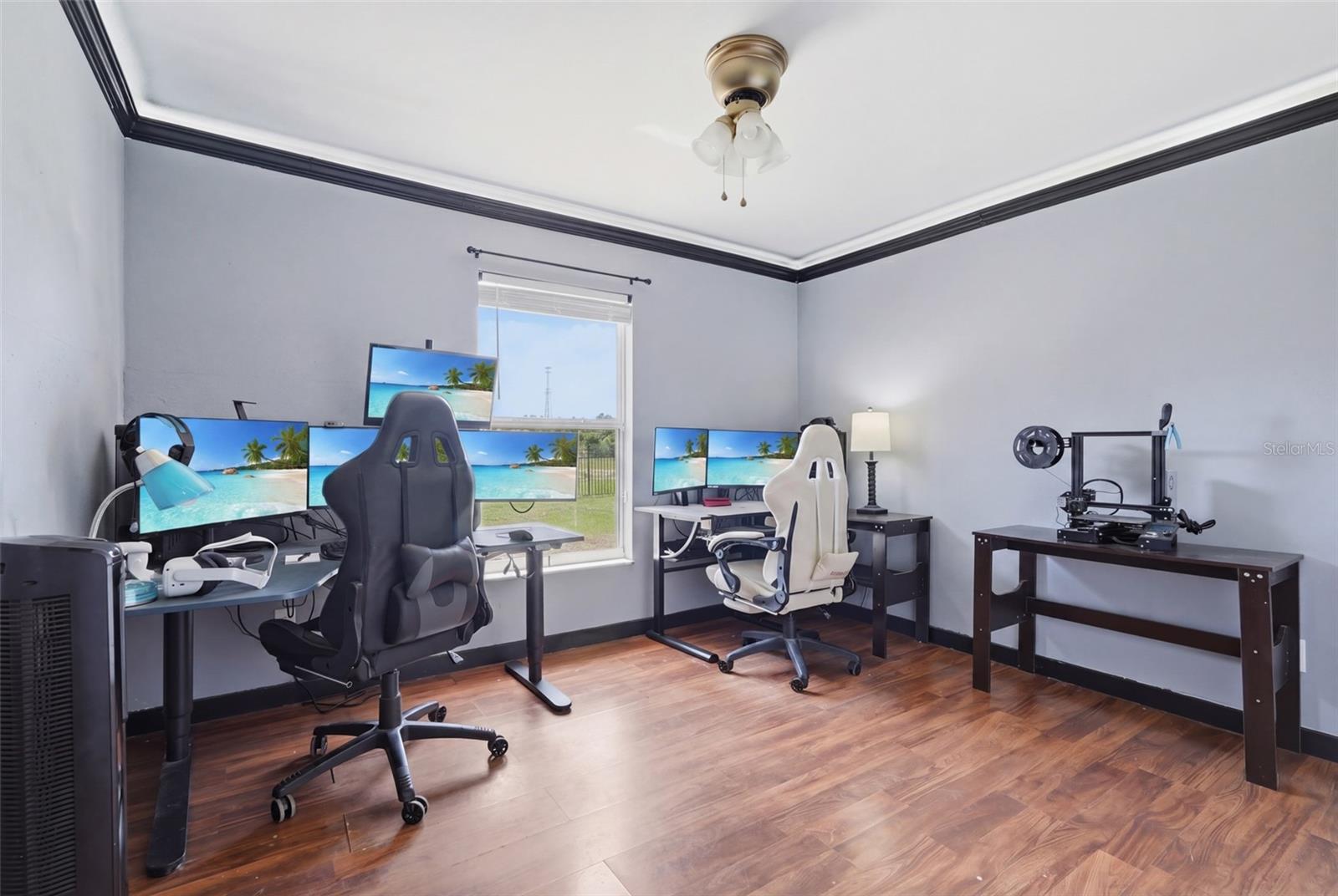 VILLAGE ESTATES LT 01 ORB 2125 P - Residential