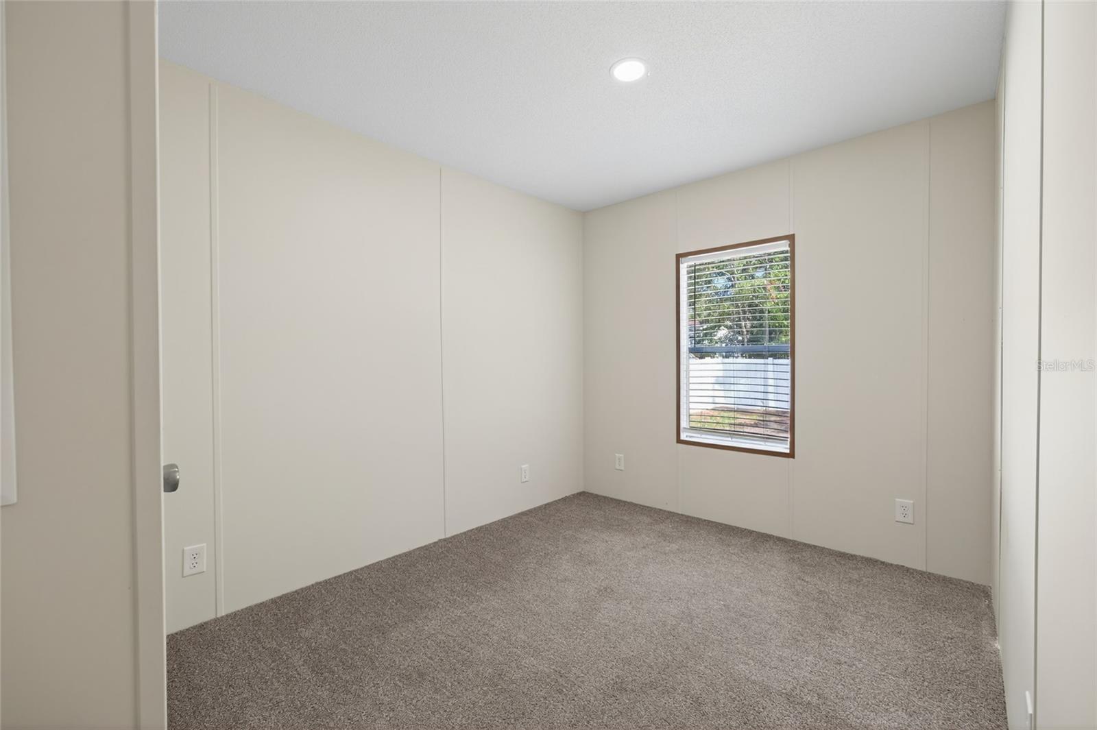 SILVER SPGS MANOR TR T - Residential