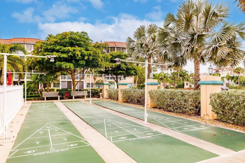 SIESTA HARBOR II - Residential Lease