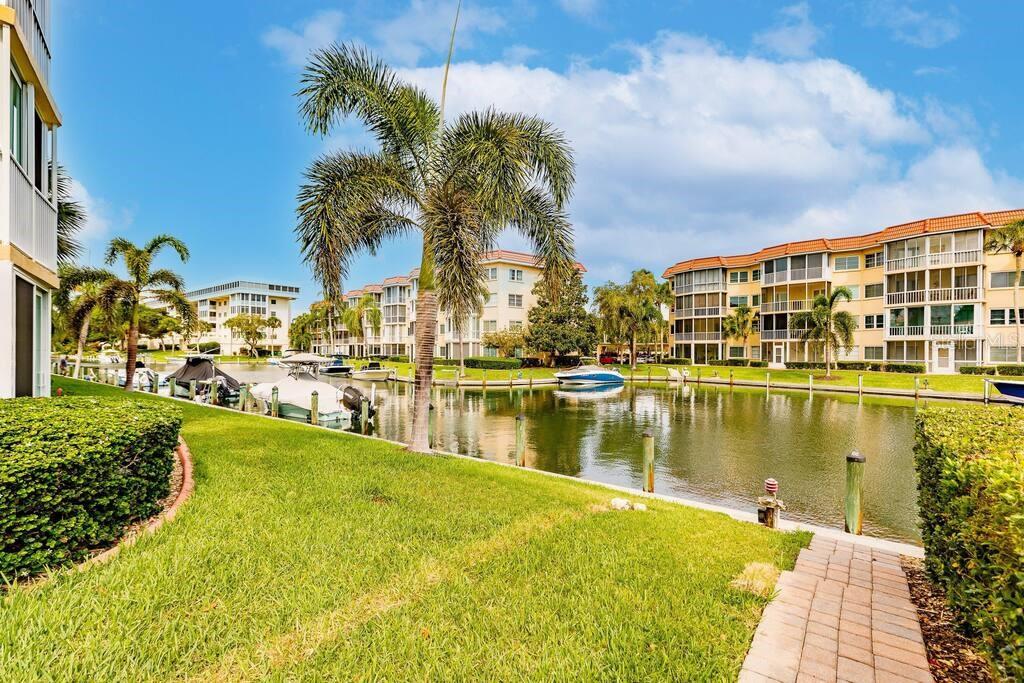 SIESTA HARBOR II - Residential Lease