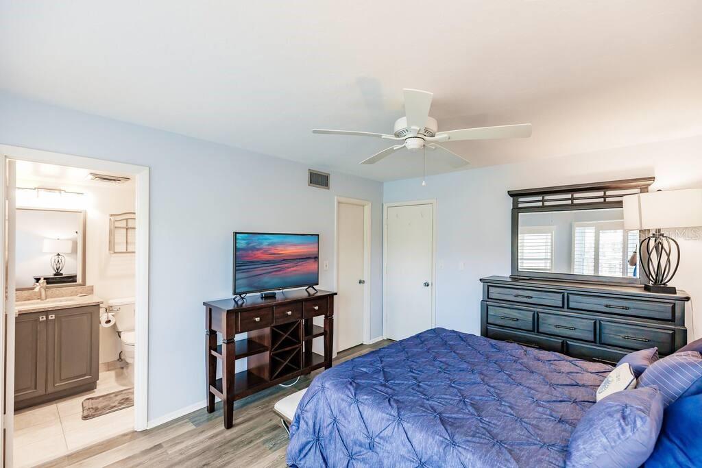 SIESTA HARBOR II - Residential Lease