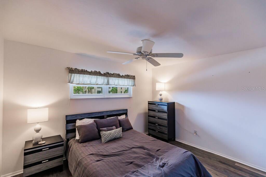 SIESTA HARBOR II - Residential Lease