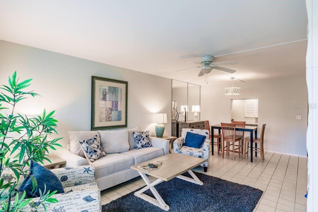 SIESTA HARBOR II - Residential Lease