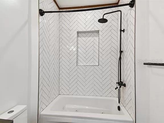 WEST HIGHLANDS - Residential Lease