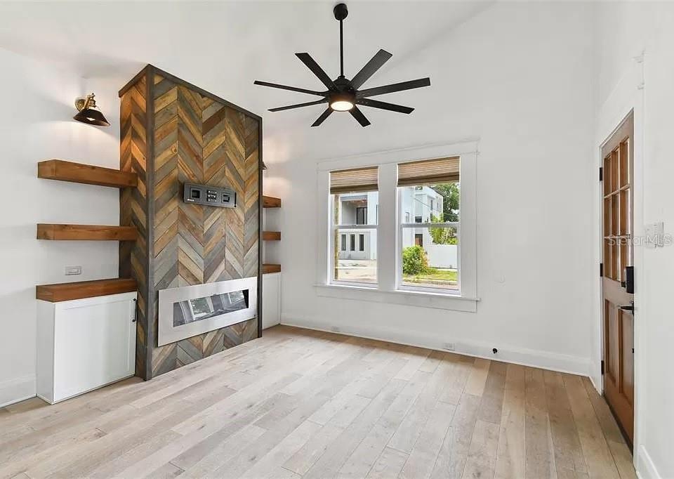 WEST HIGHLANDS - Residential Lease