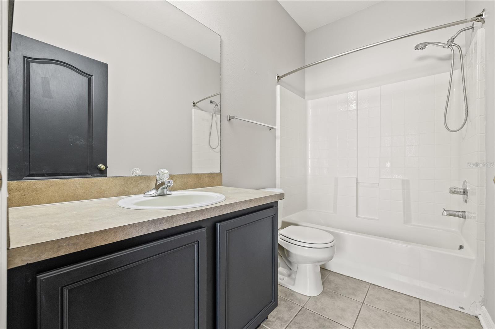 SWAN VIEW TWNHMS - Residential