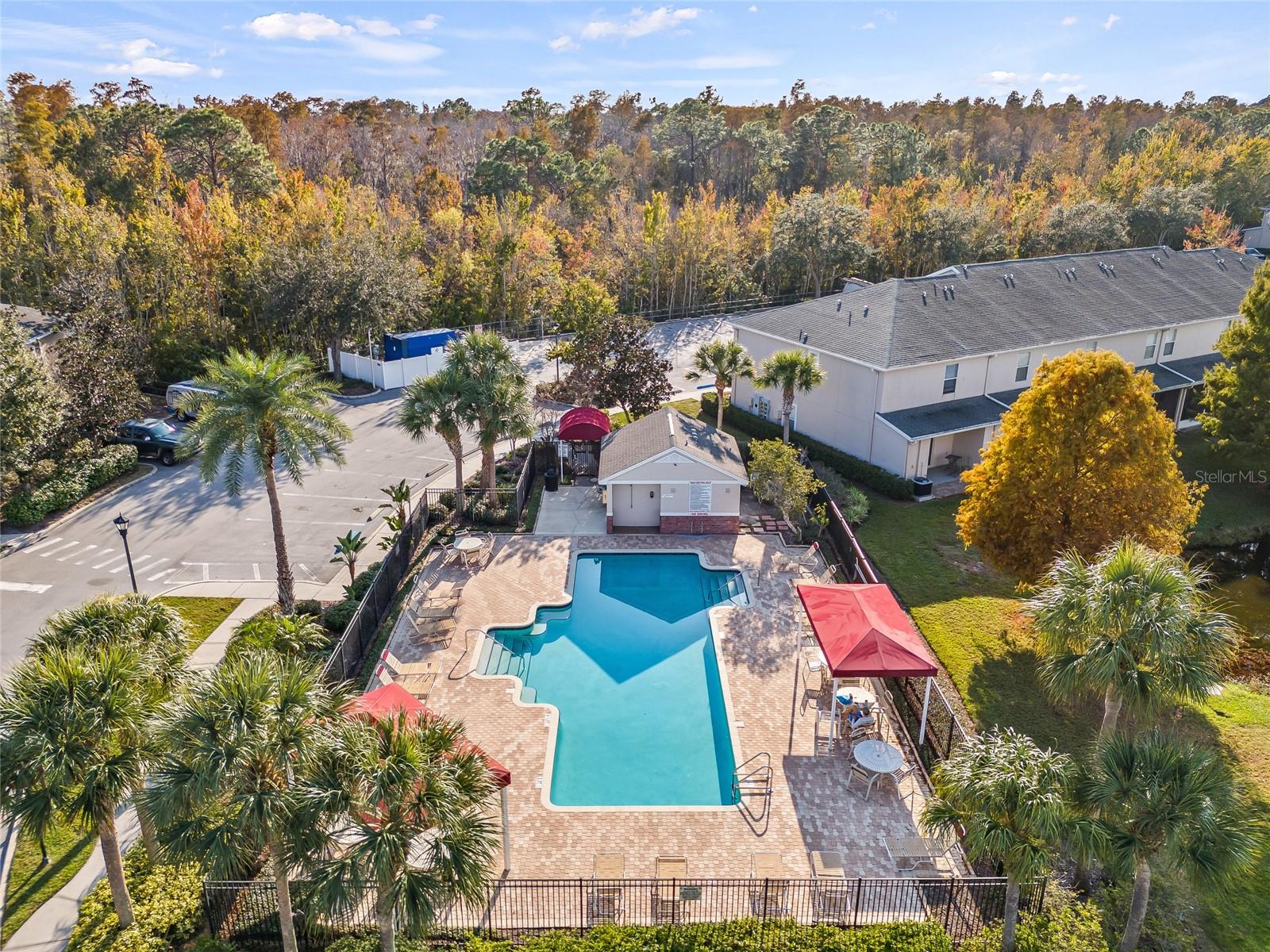 SWAN VIEW TWNHMS - Residential