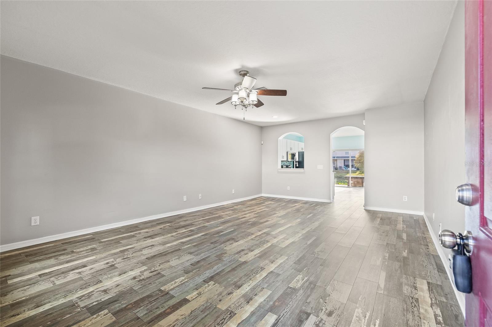 SWAN VIEW TWNHMS - Residential