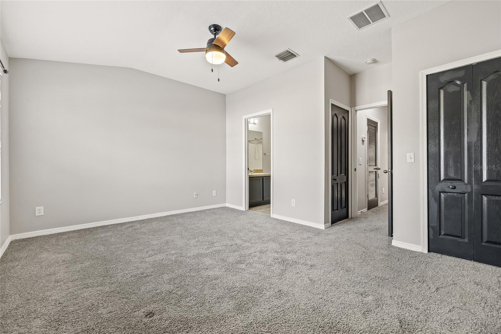 SWAN VIEW TWNHMS - Residential