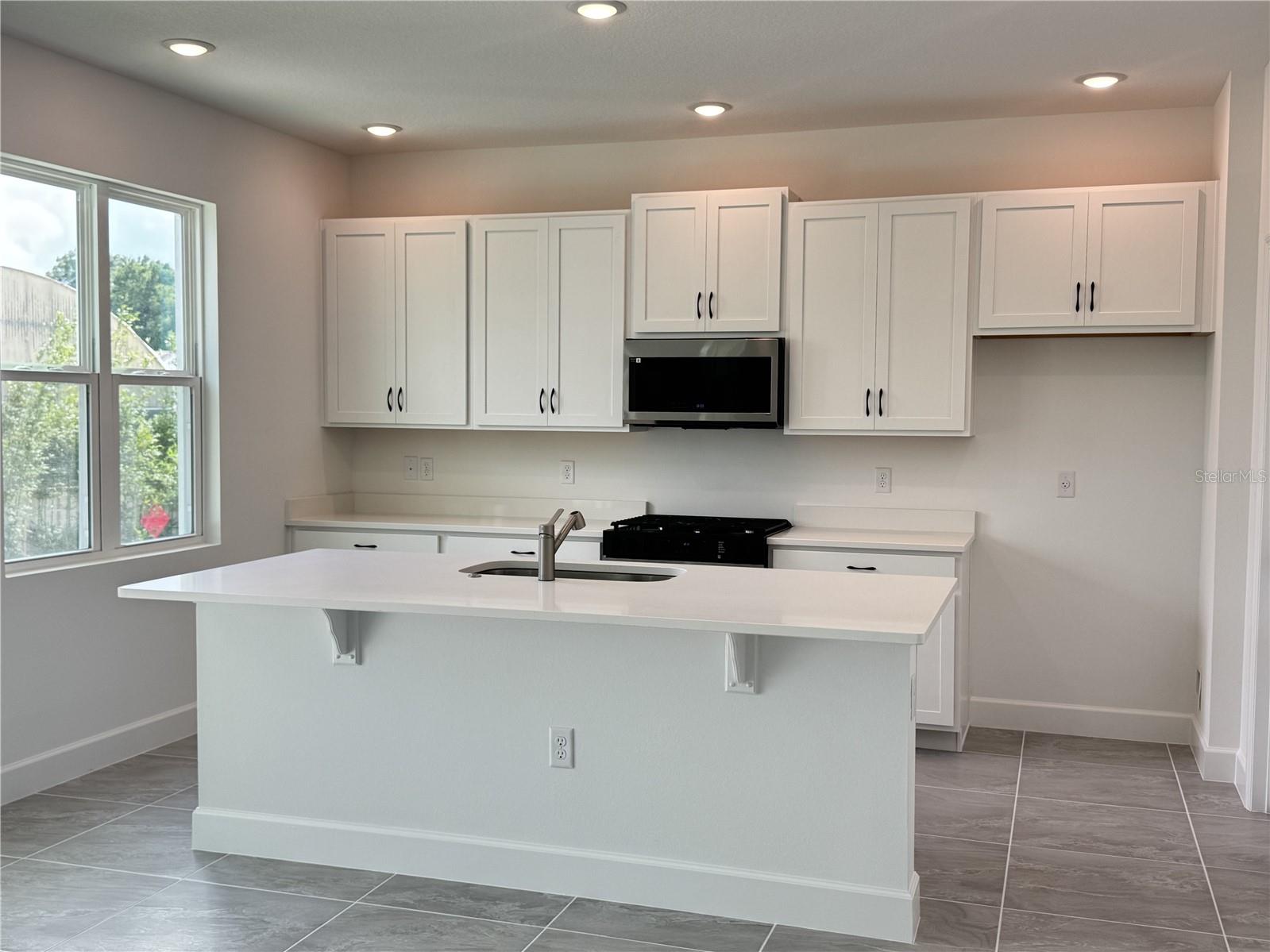 OAKVIEW - Residential