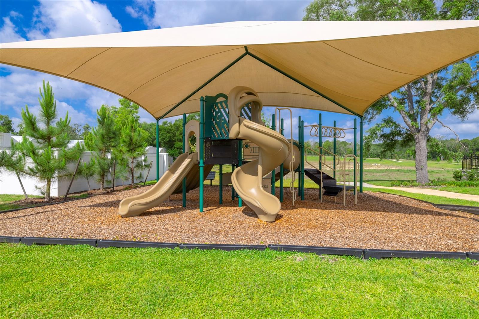 OAKVIEW - Residential