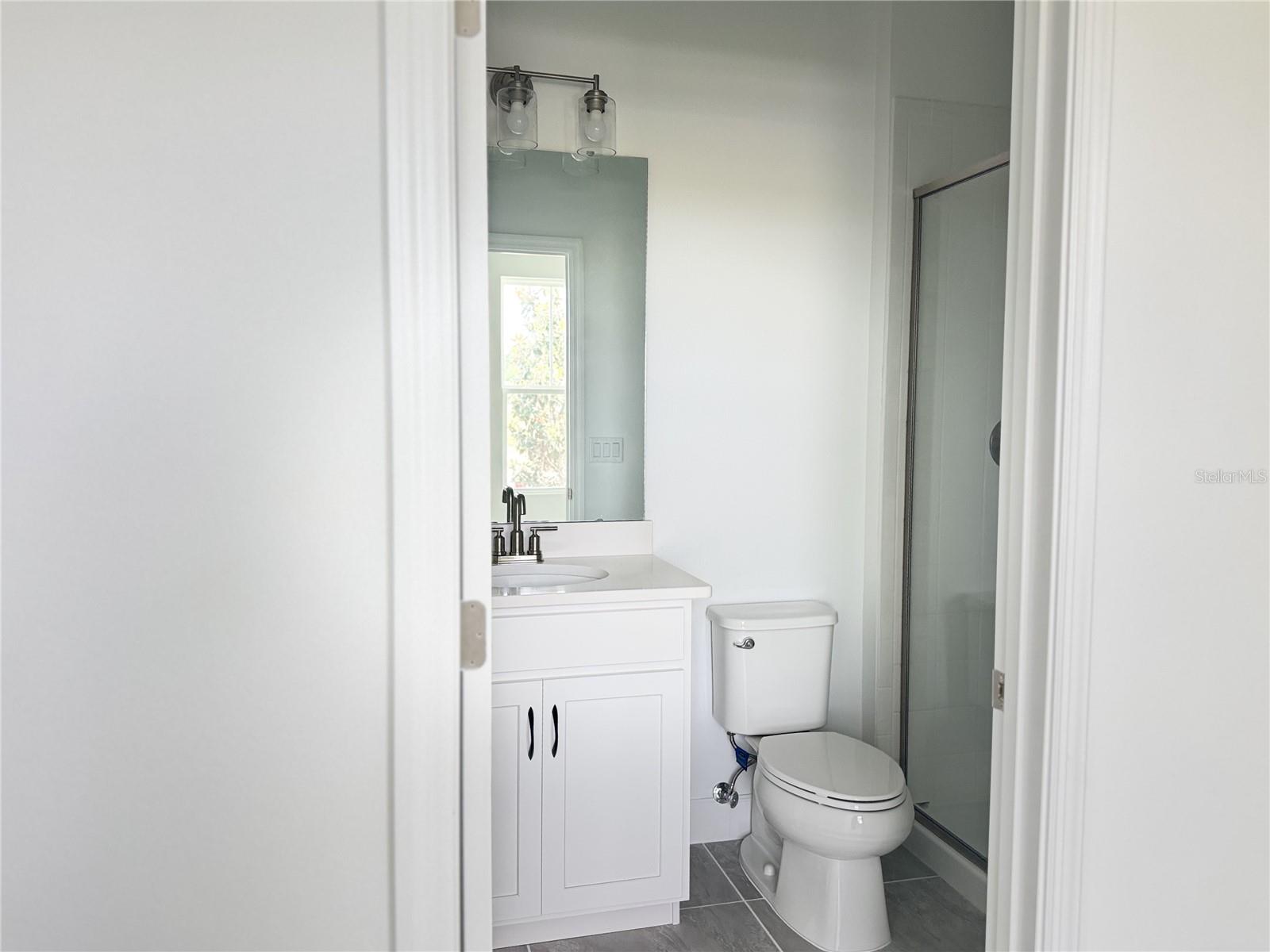 OAKVIEW - Residential