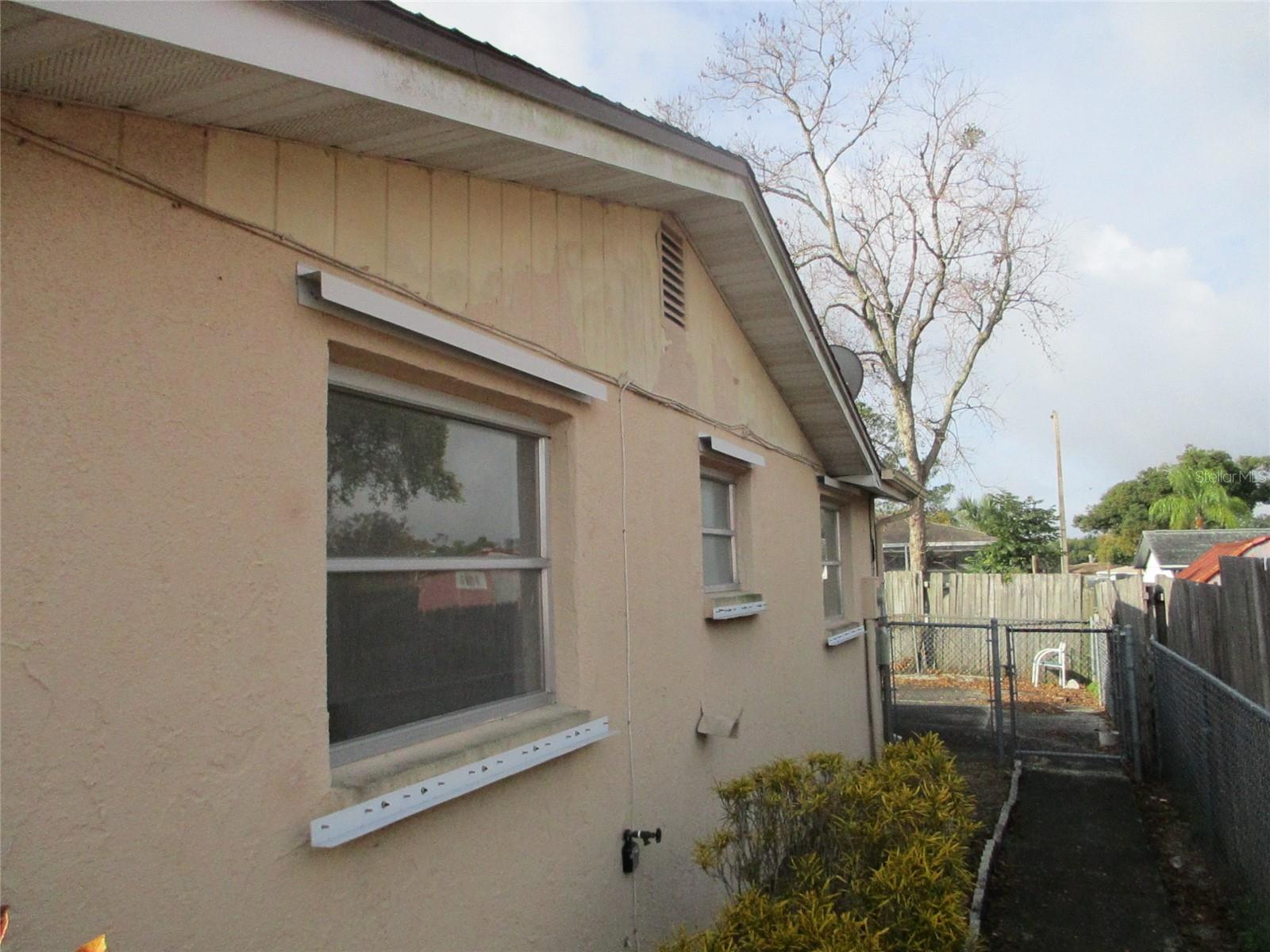 REGENCY PARK - Residential