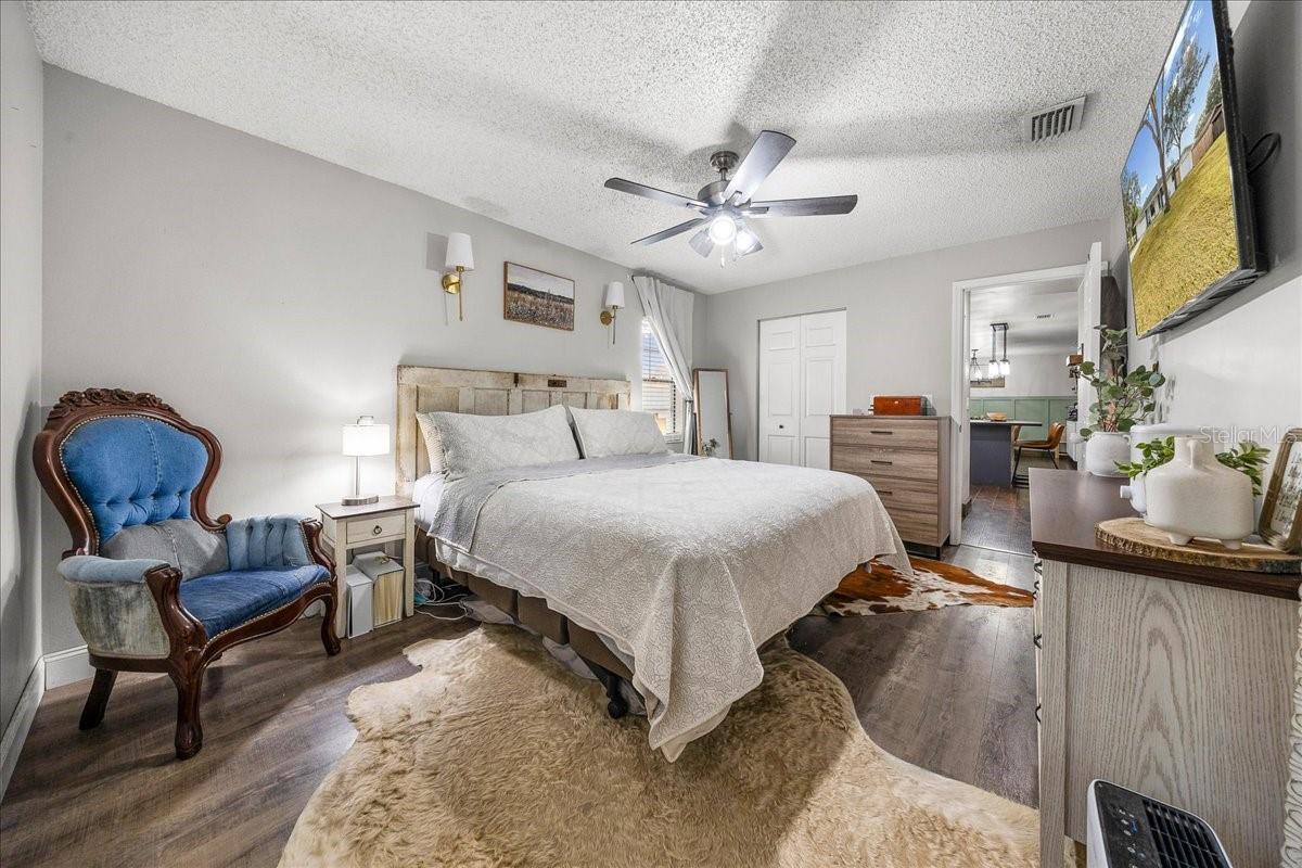 WRIGHT HEIGHTS - Residential