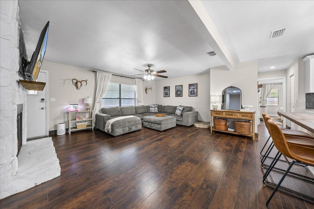 WRIGHT HEIGHTS - Residential